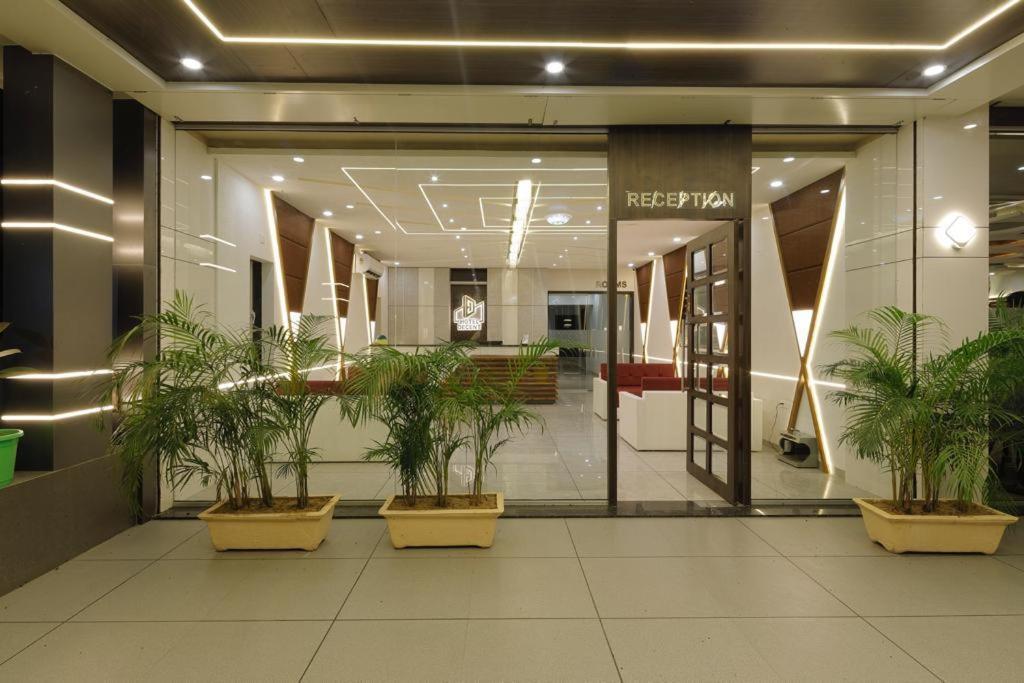 Hotel Decent Unjha 외부 사진